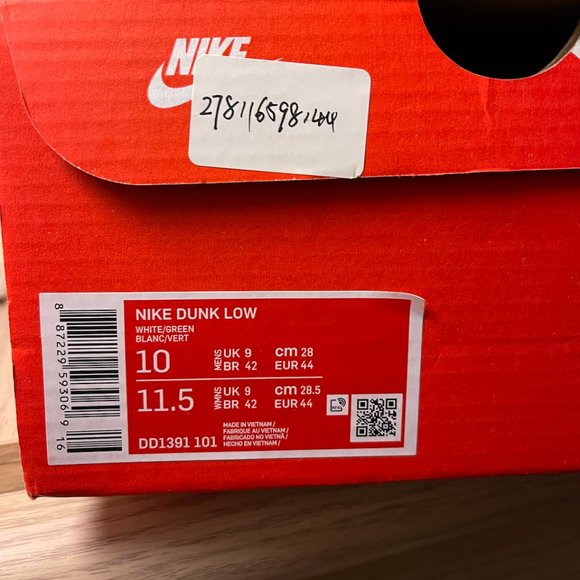 Nike Dunk Low \'Varsity Green\' BRAND NEW main image 8